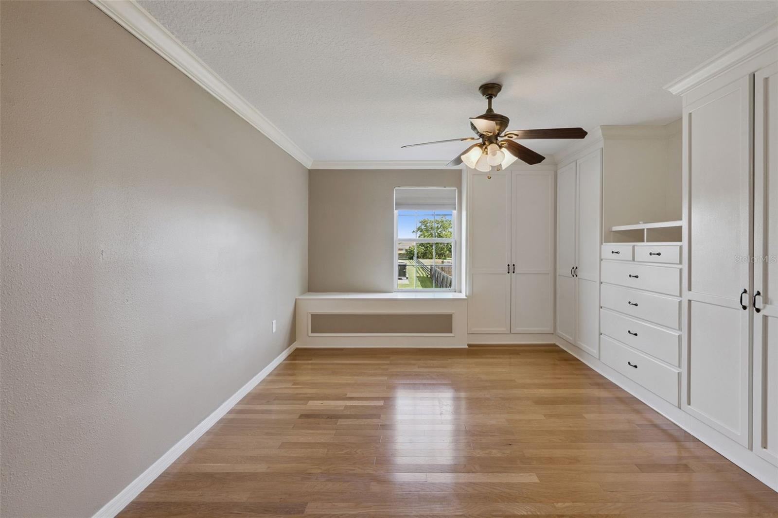 REGAL OAK SHORES UNIT 8 - Residential