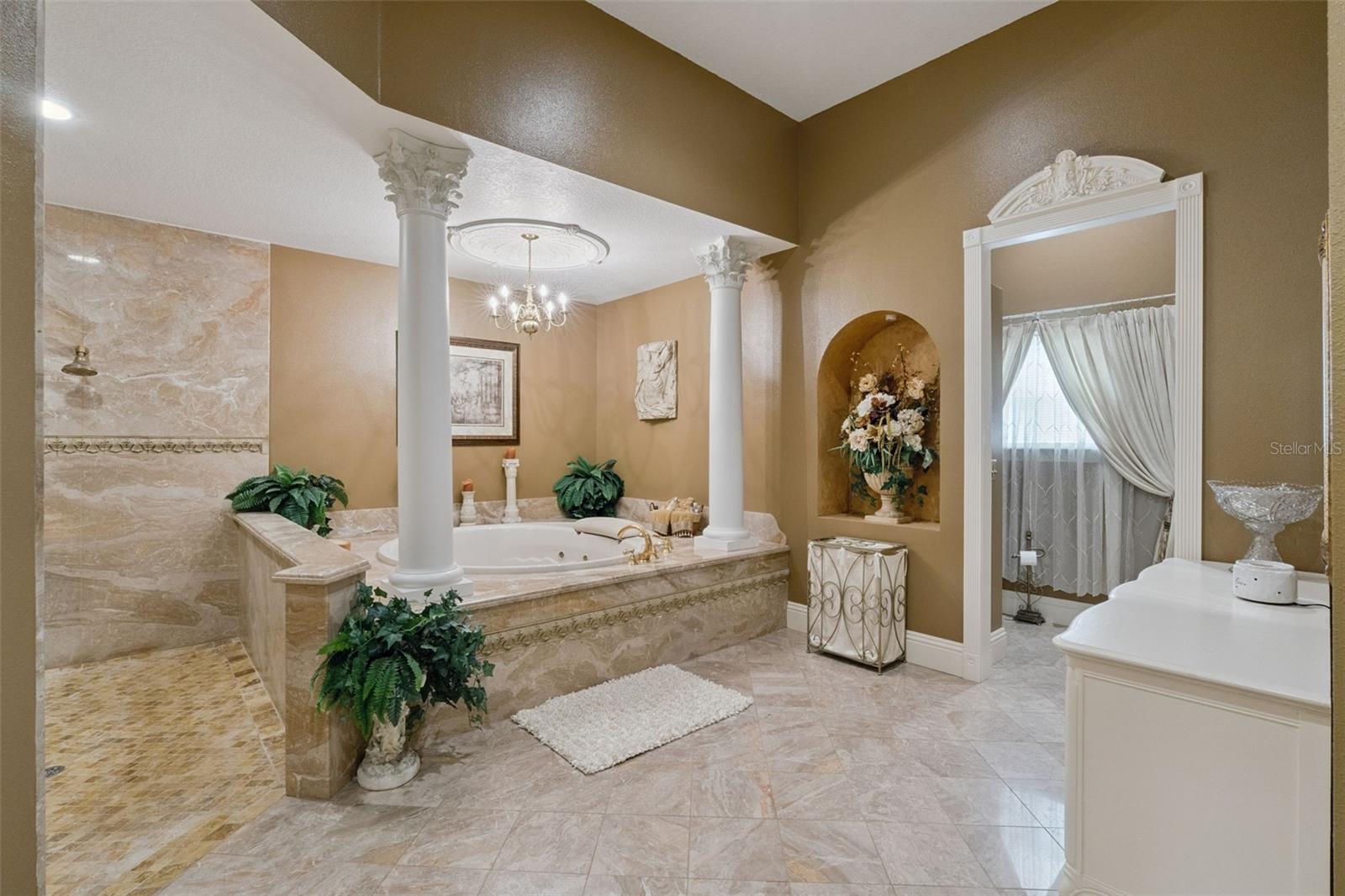 REGAL OAK SHORES UNIT 8 - Residential