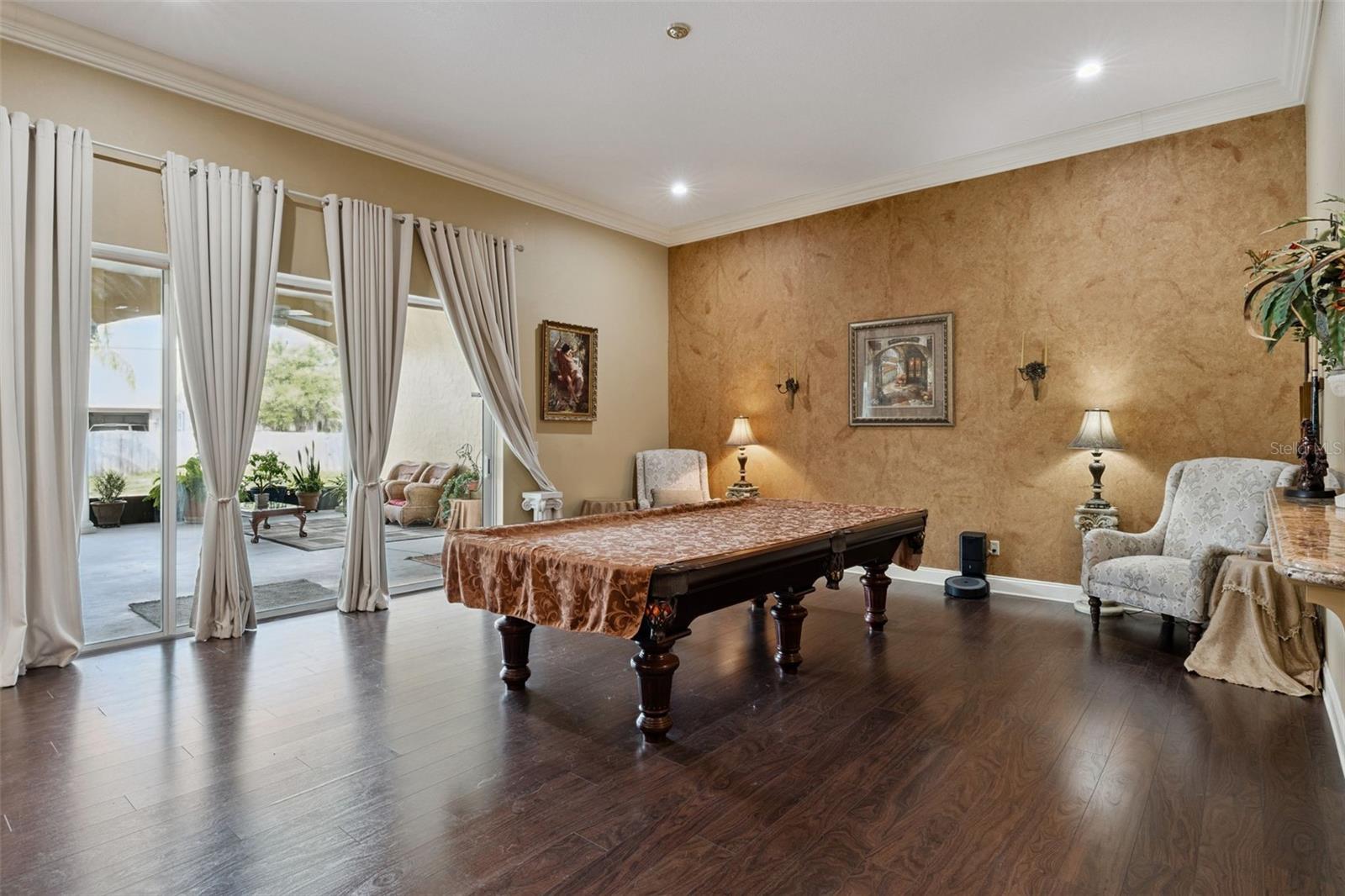 REGAL OAK SHORES UNIT 8 - Residential