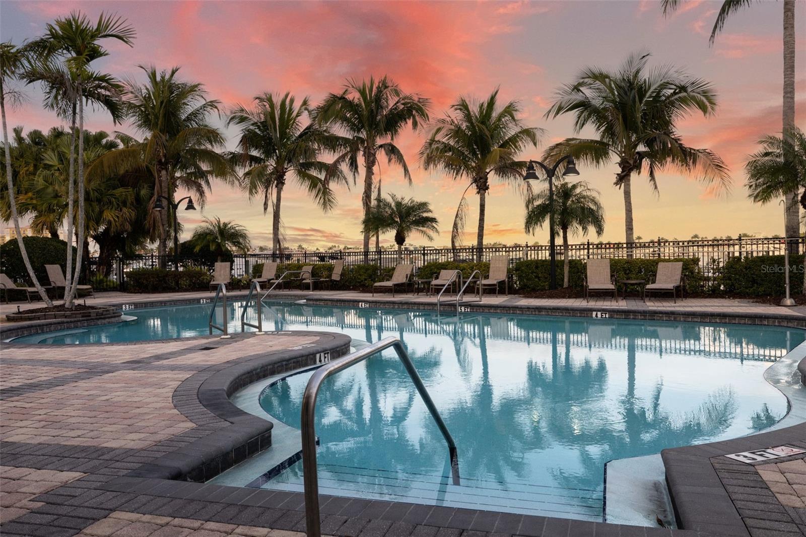 LAGUNA AT RIVIERA DUNES III - Residential