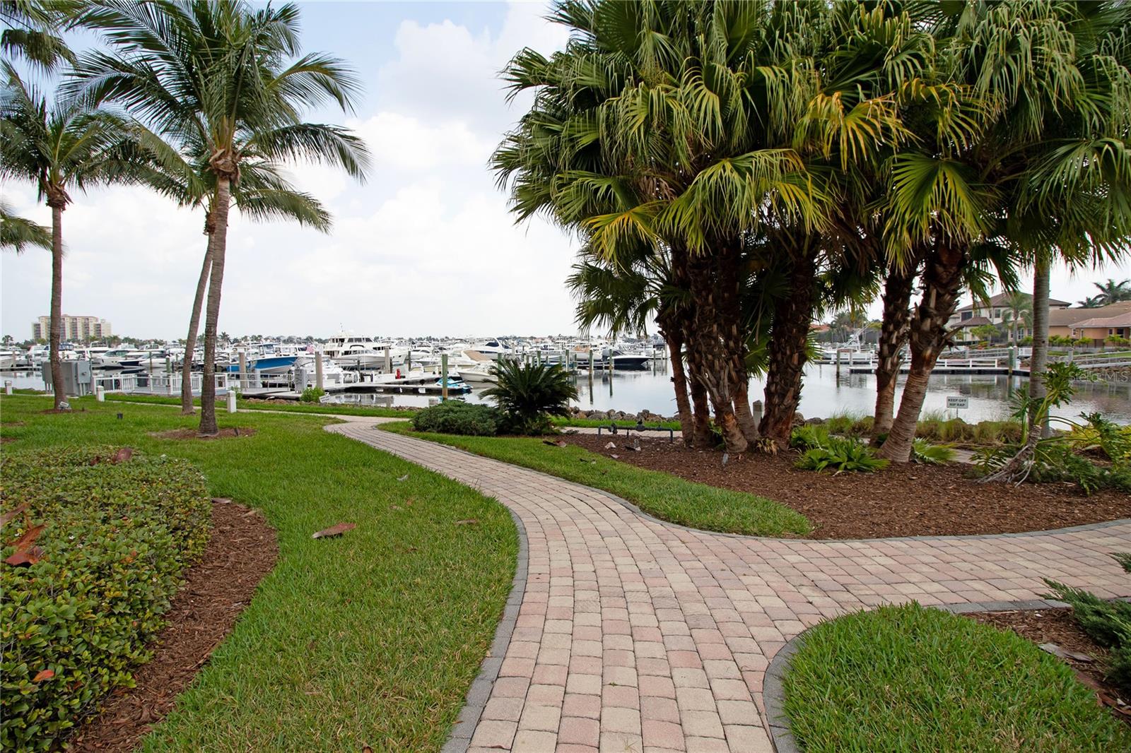 LAGUNA AT RIVIERA DUNES III - Residential