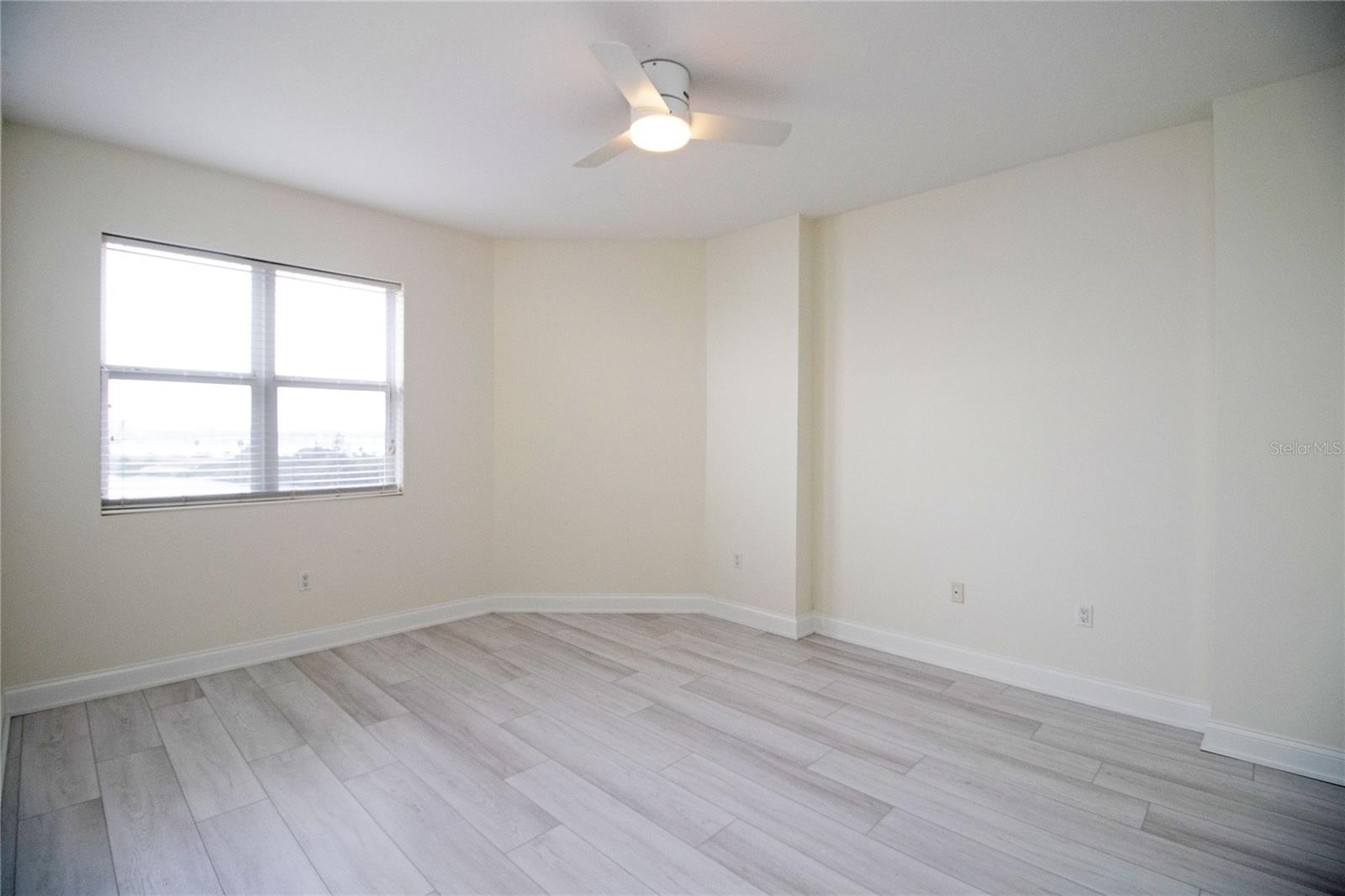 LAGUNA AT RIVIERA DUNES III - Residential