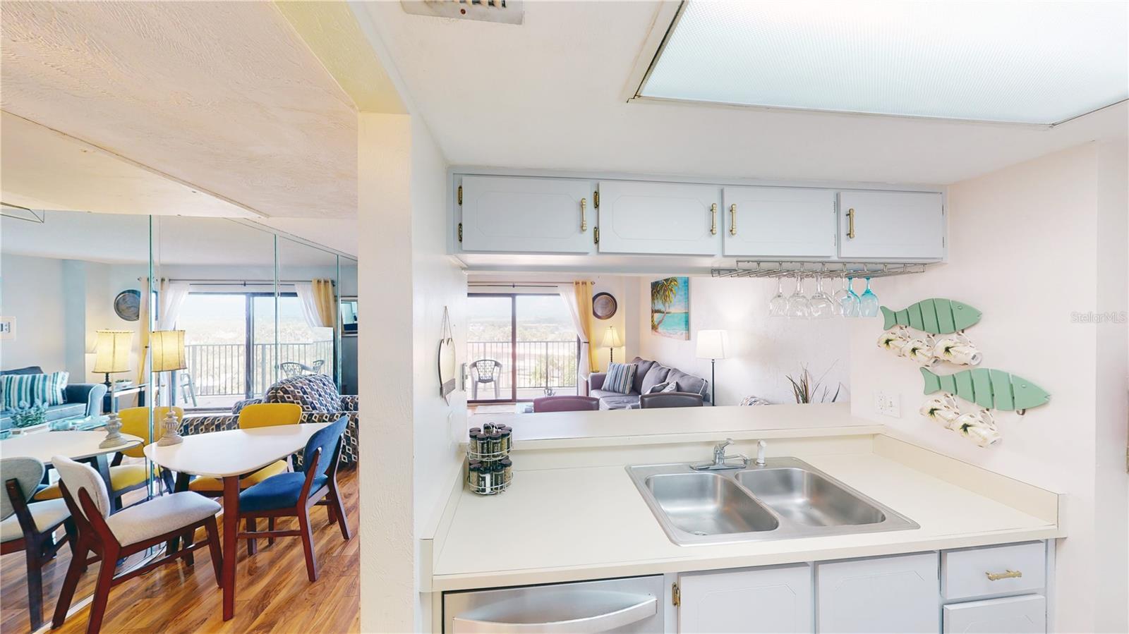 OCEAN VIEW MANOR CONDO - Residential