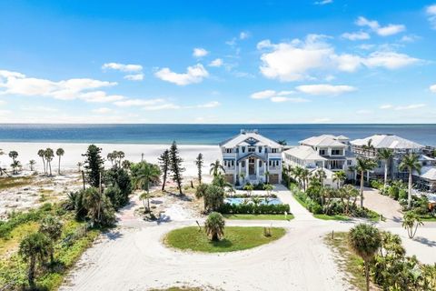 Photo of 6145 Court Street, Fort Myers Beach, FL 33931 (MLS # C7516796) Photo of 6145 Court Street, Fort Myers Beach, FL 33931 (MLS # C7516796)
