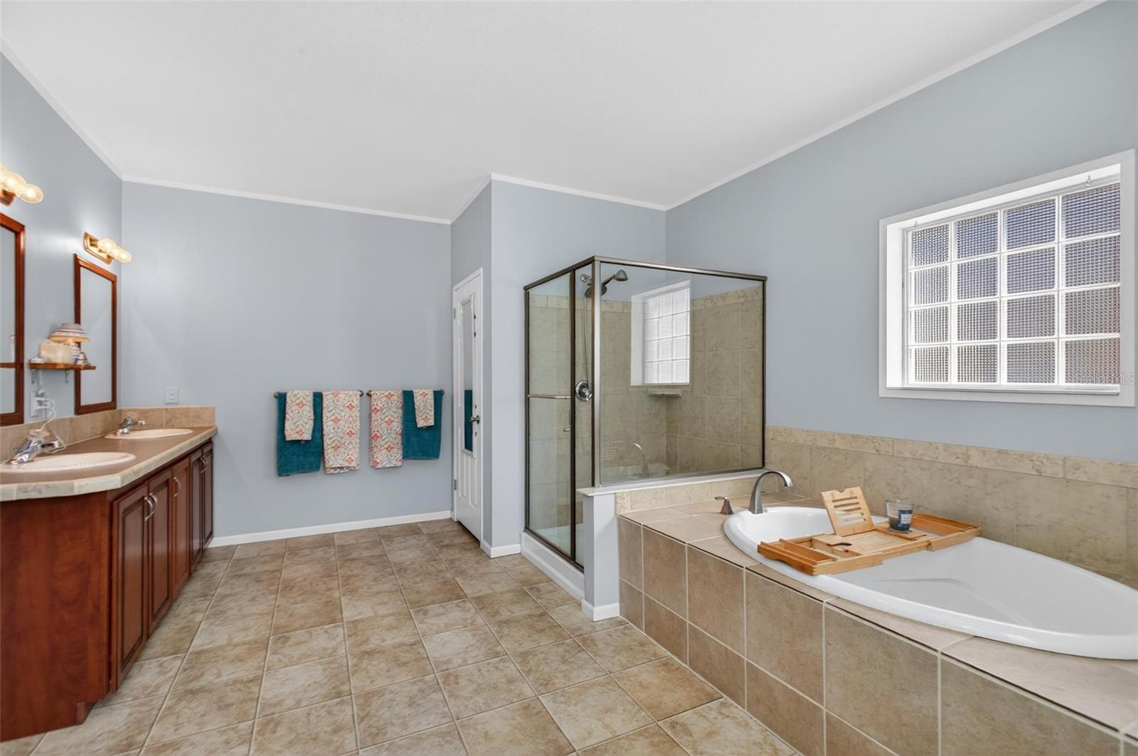 REEDERS - Residential