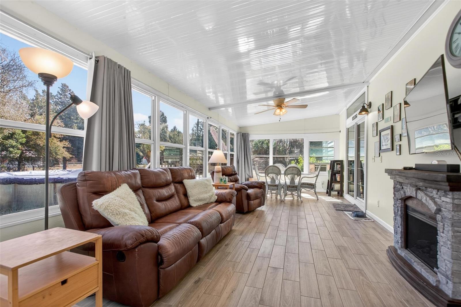 REEDERS - Residential