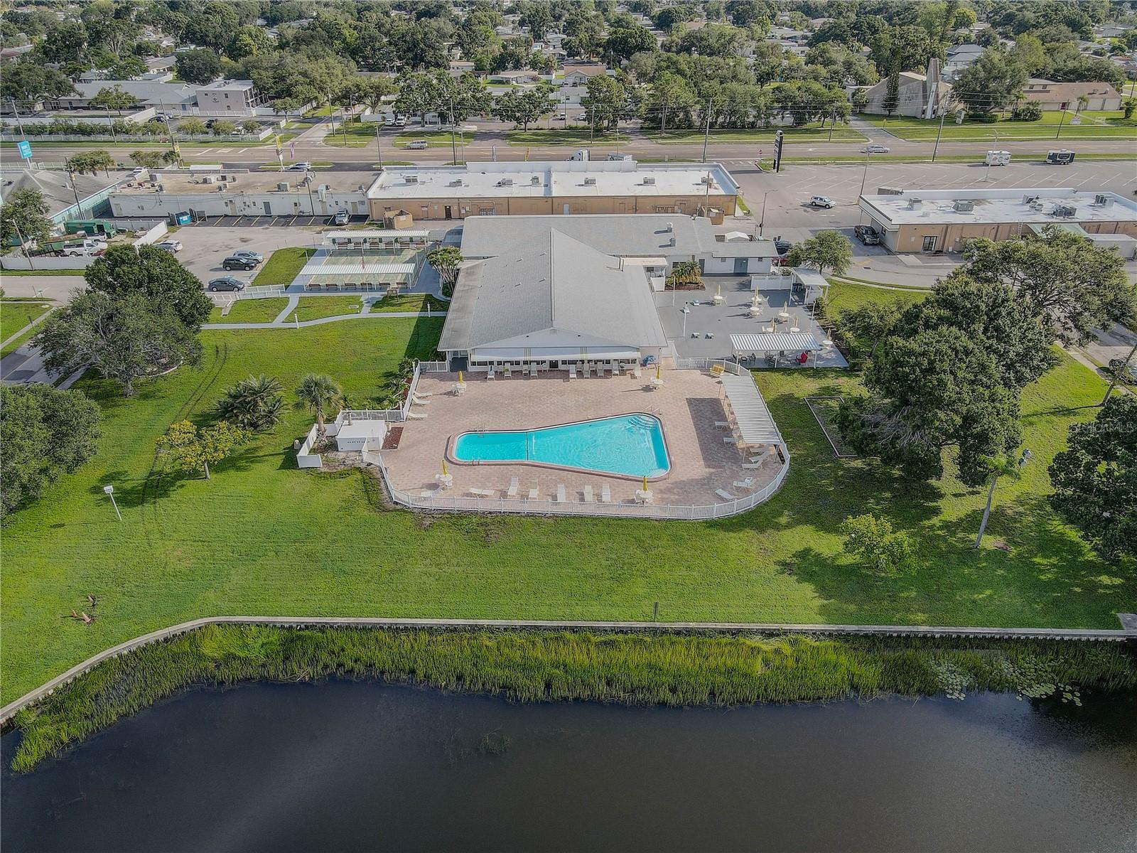 TOWN APTS CONDO - Residential