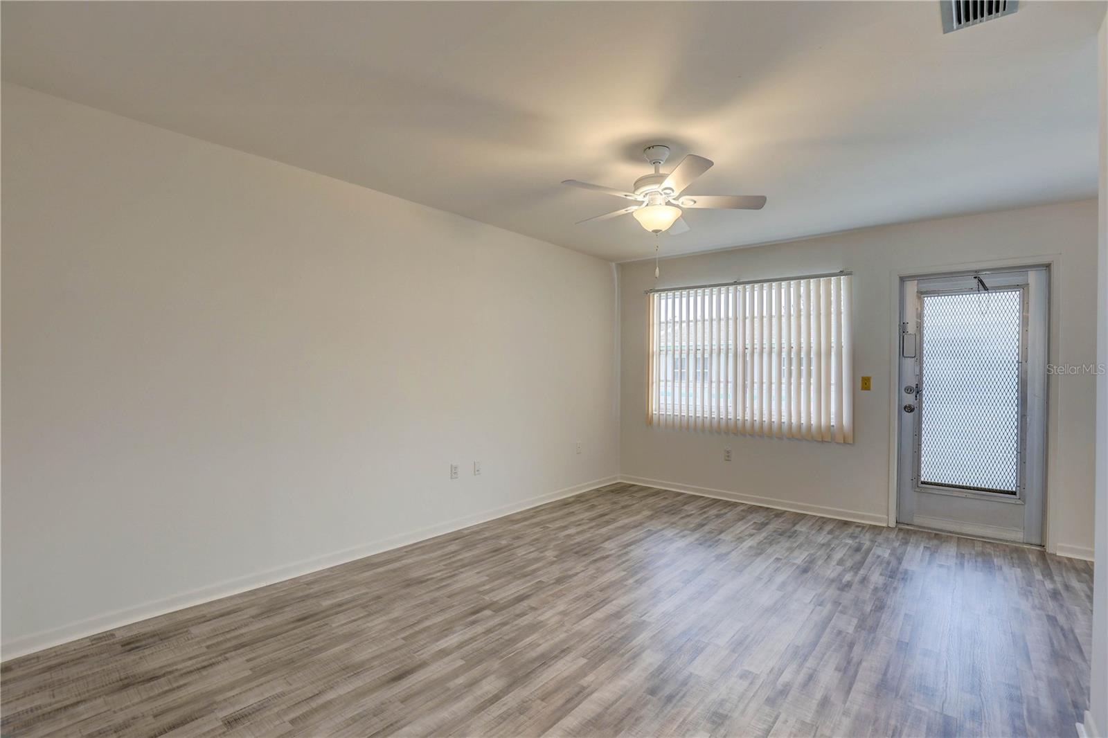 TOWN APTS CONDO - Residential