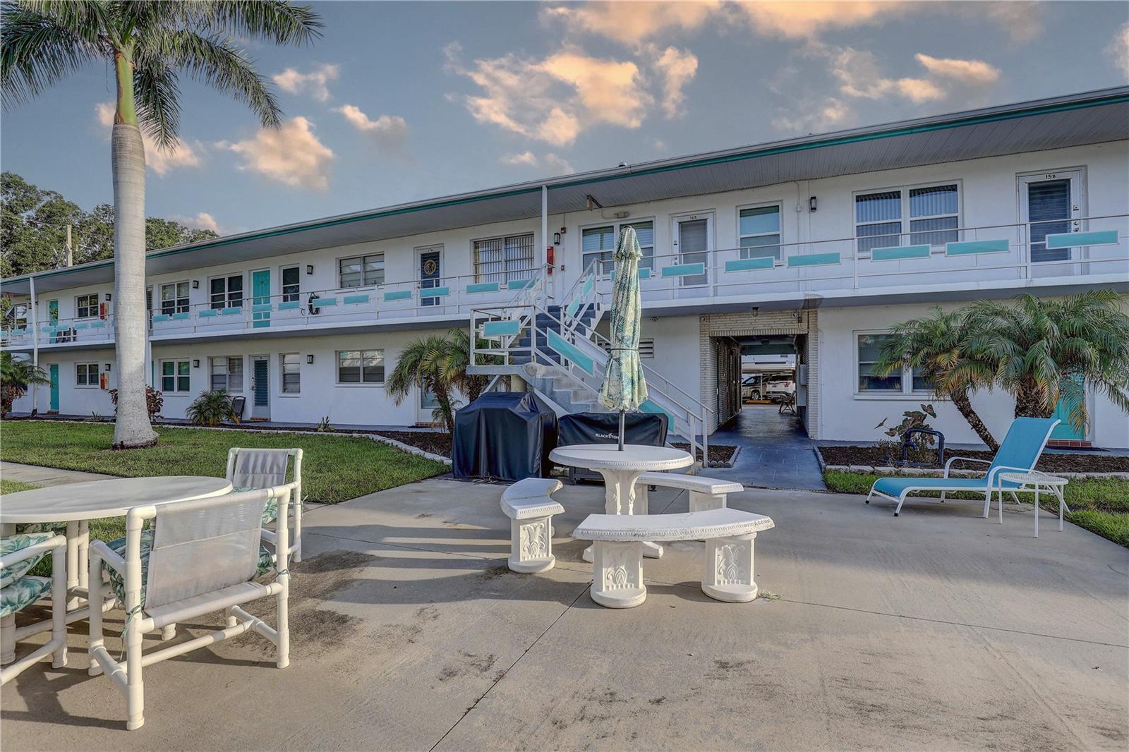 TOWN APTS CONDO - Residential