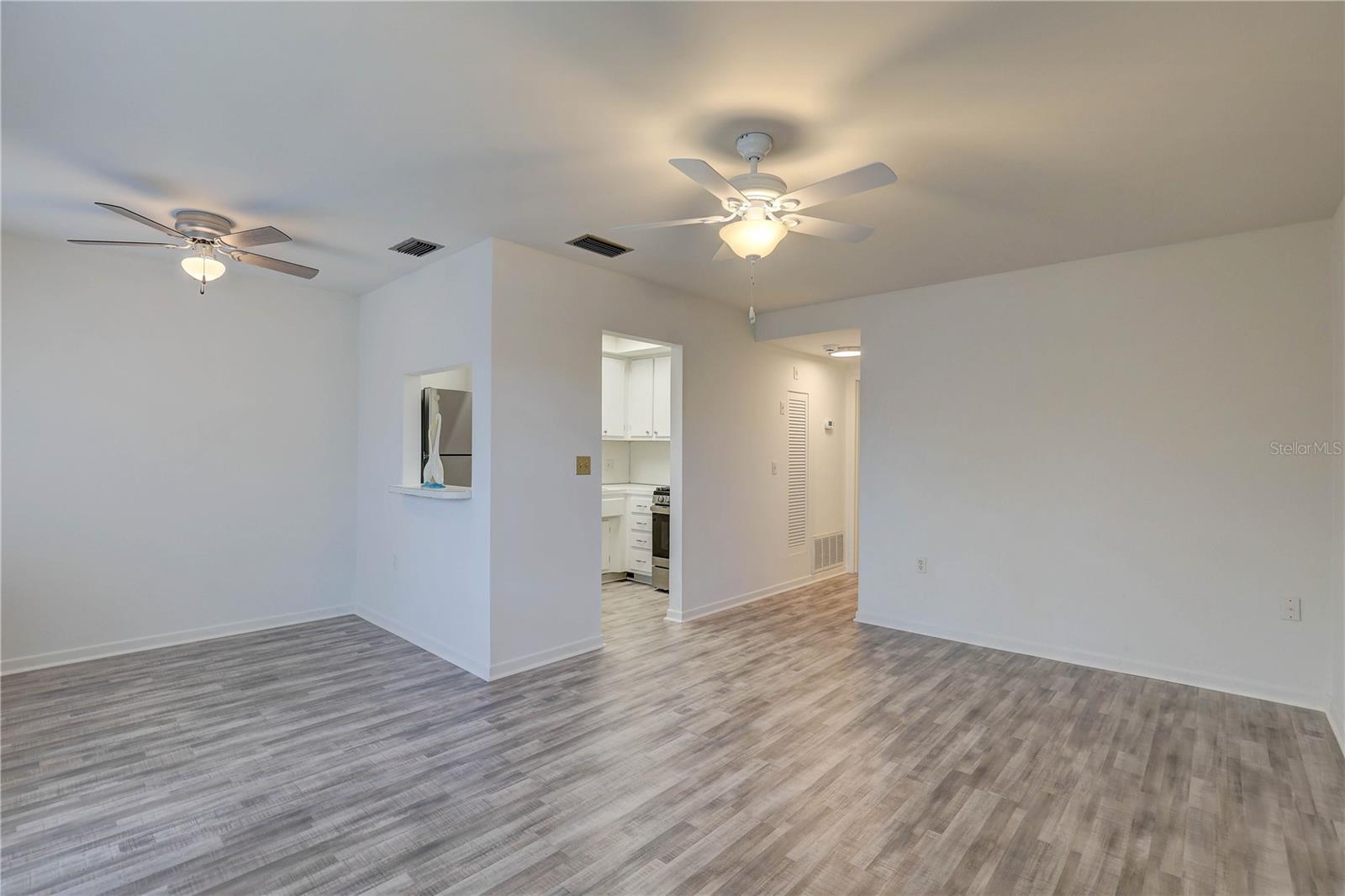 TOWN APTS CONDO - Residential