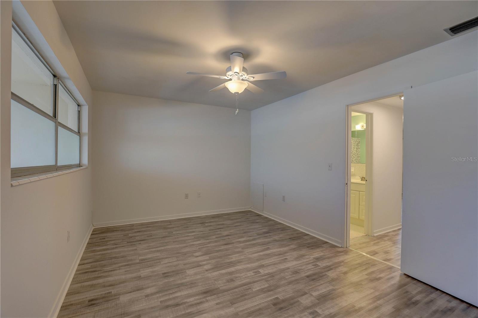 TOWN APTS CONDO - Residential