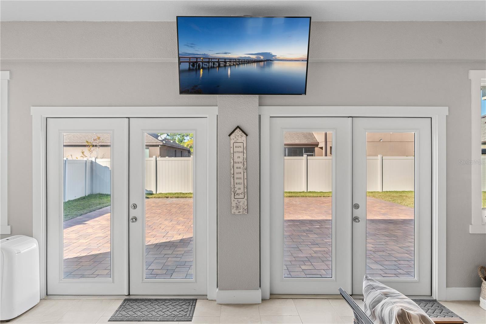 SAWGRASS LAKES PHASE TWO B - Residential