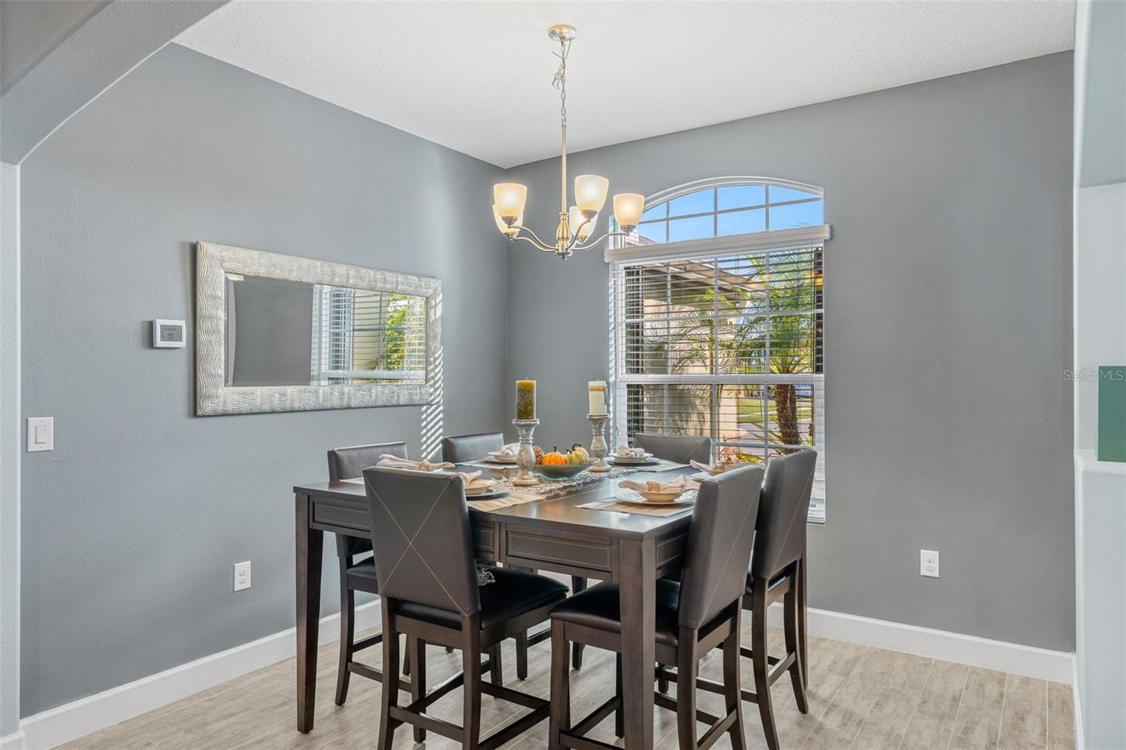 SAWGRASS LAKES PHASE TWO B - Residential