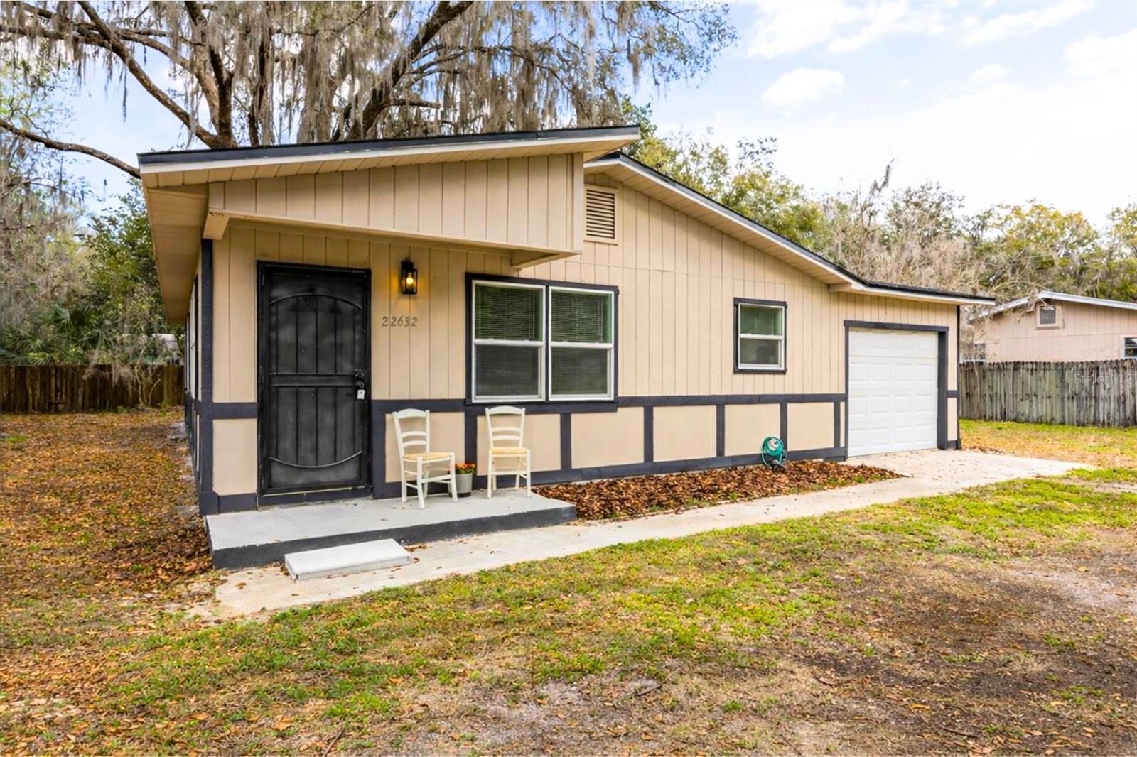 LAKE BREEZE ESTATES - Residential