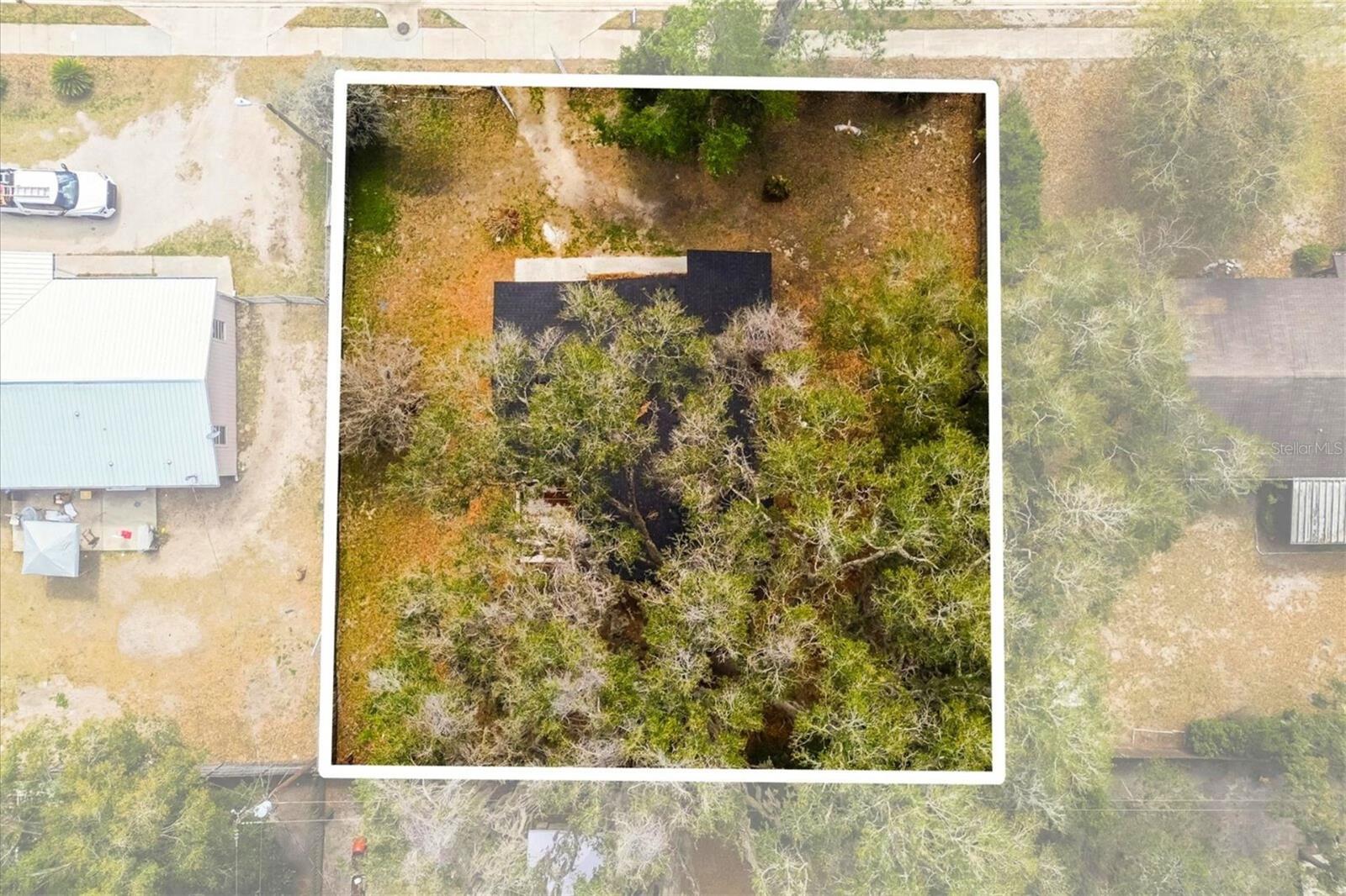 LAKE BREEZE ESTATES - Residential