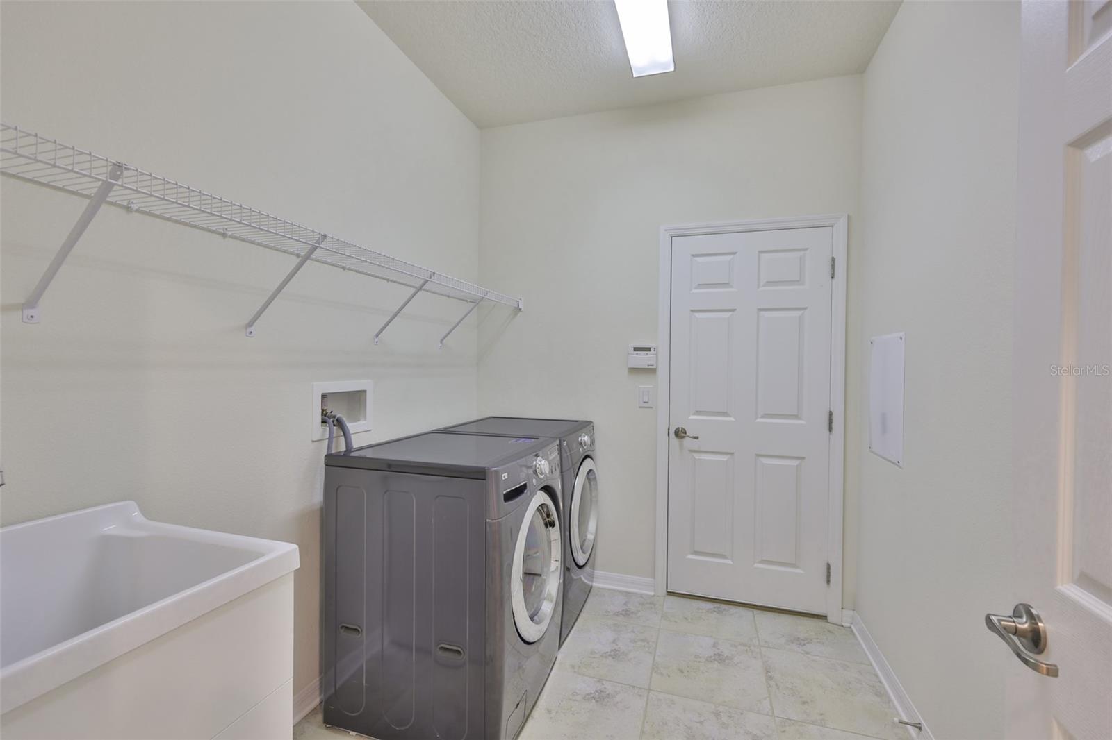 BAHIA LAKES PH 4 - Residential