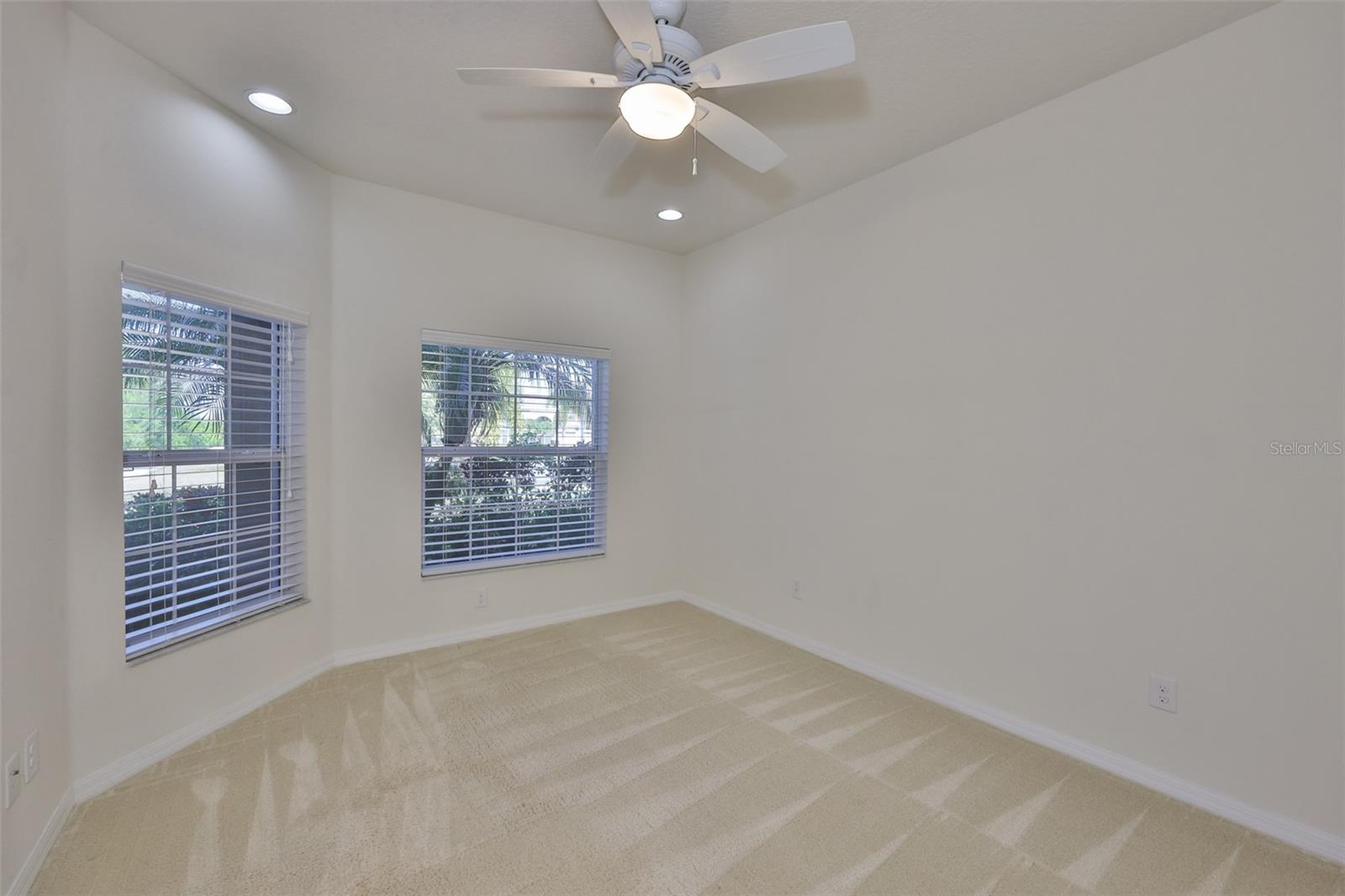 BAHIA LAKES PH 4 - Residential