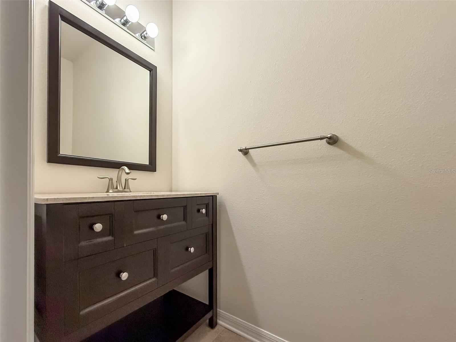 BAHIA LAKES PH 4 - Residential