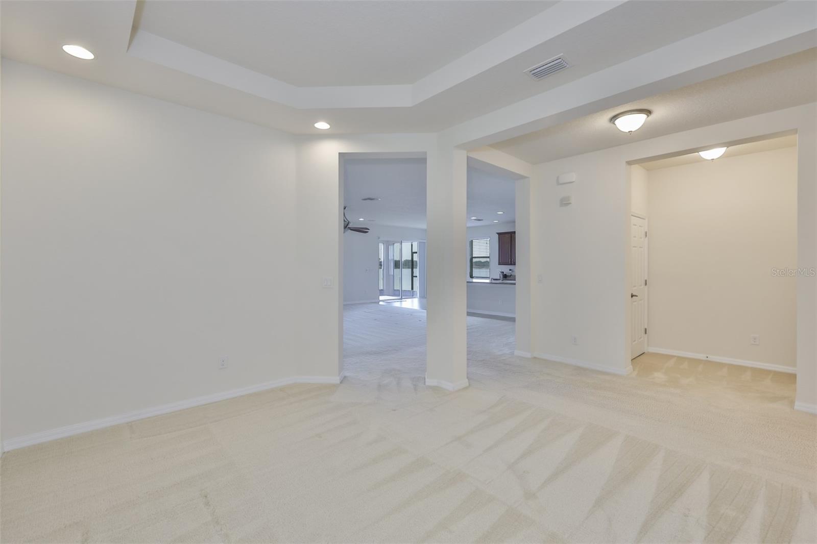 BAHIA LAKES PH 4 - Residential