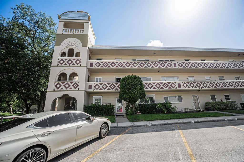 Photo of 2384 Tahitian Lane #22, Clearwater, FL 33763 (MLS # TB8525454)