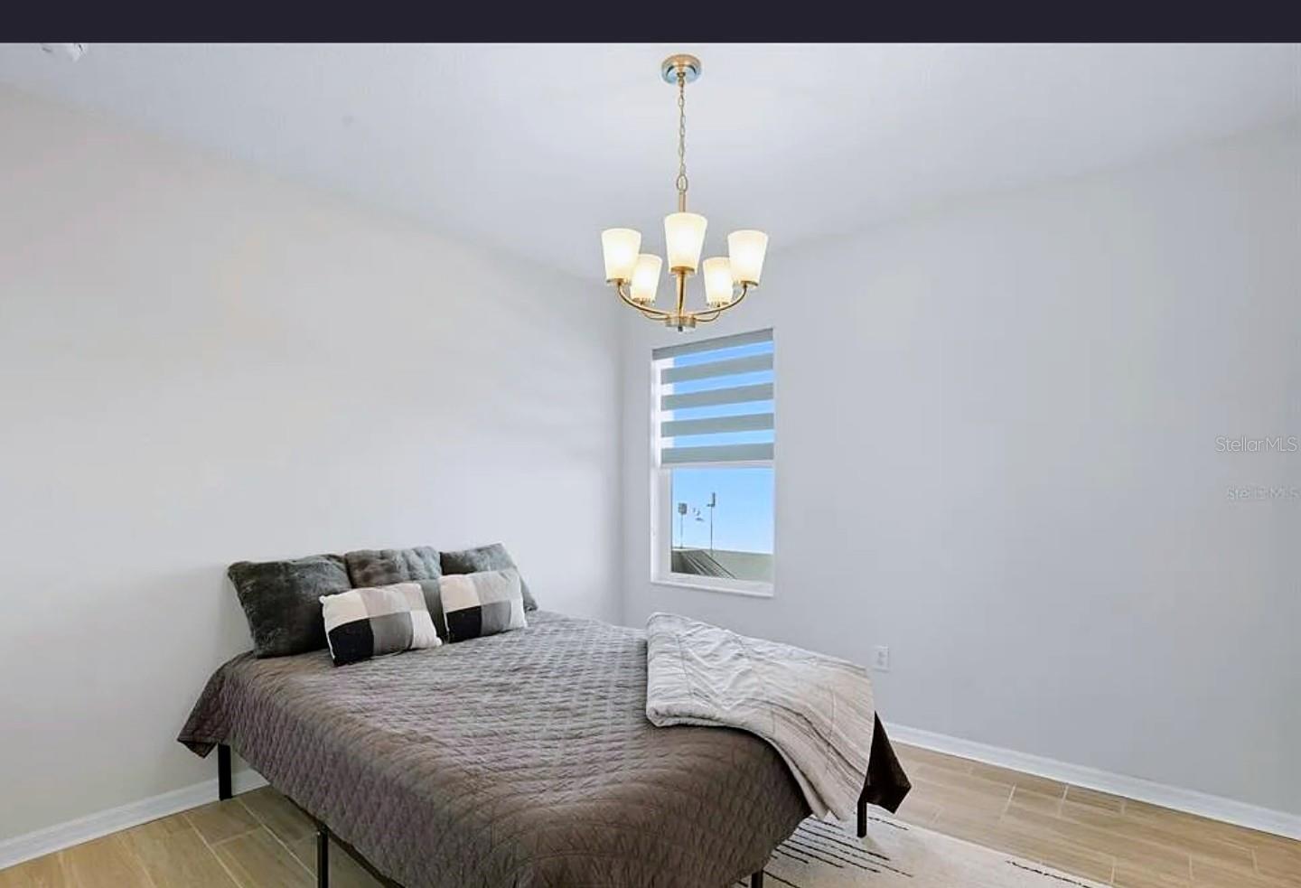 HAMMOCKS AT WEST PORT - Residential