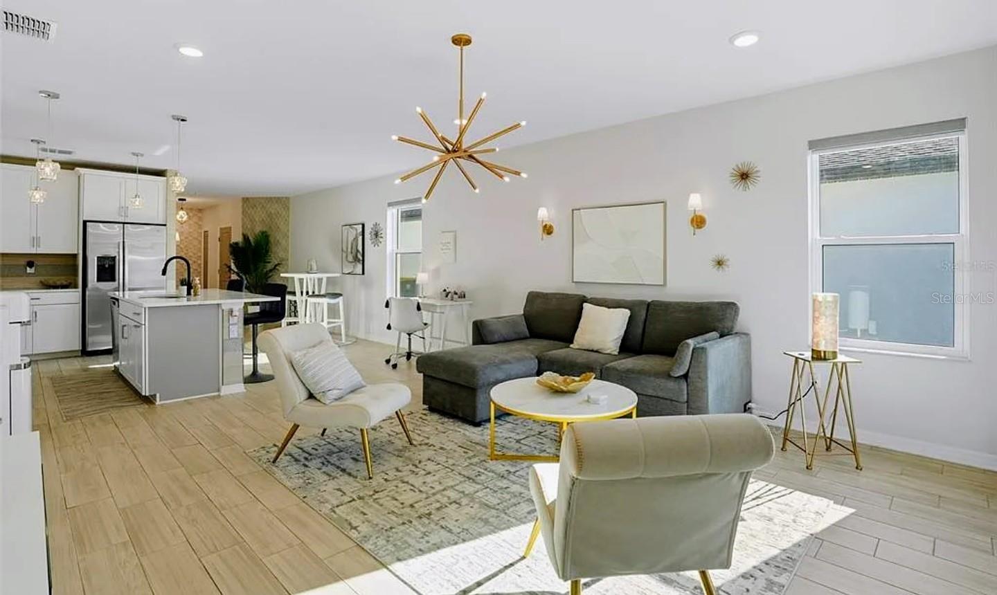 HAMMOCKS AT WEST PORT - Residential