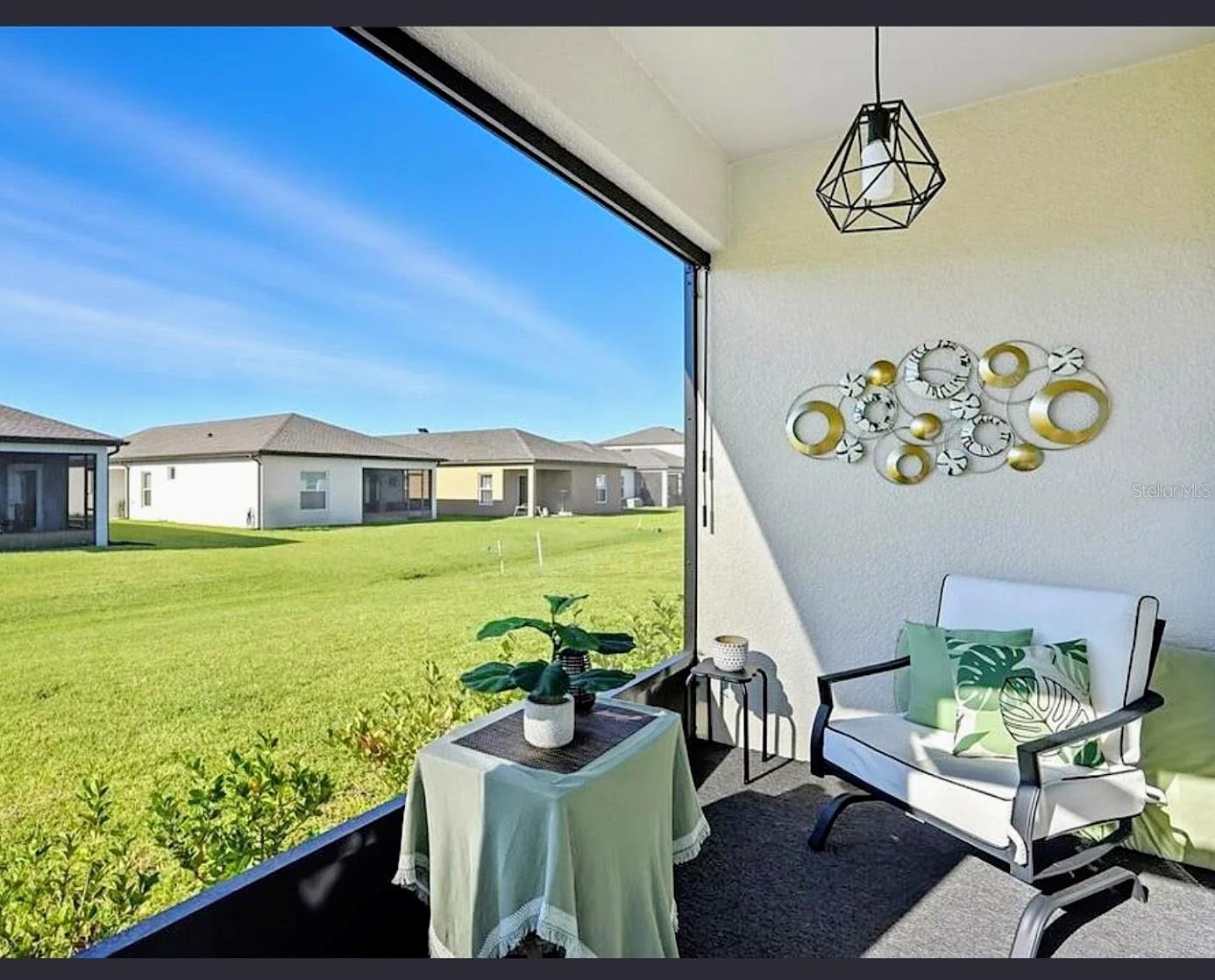 HAMMOCKS AT WEST PORT - Residential