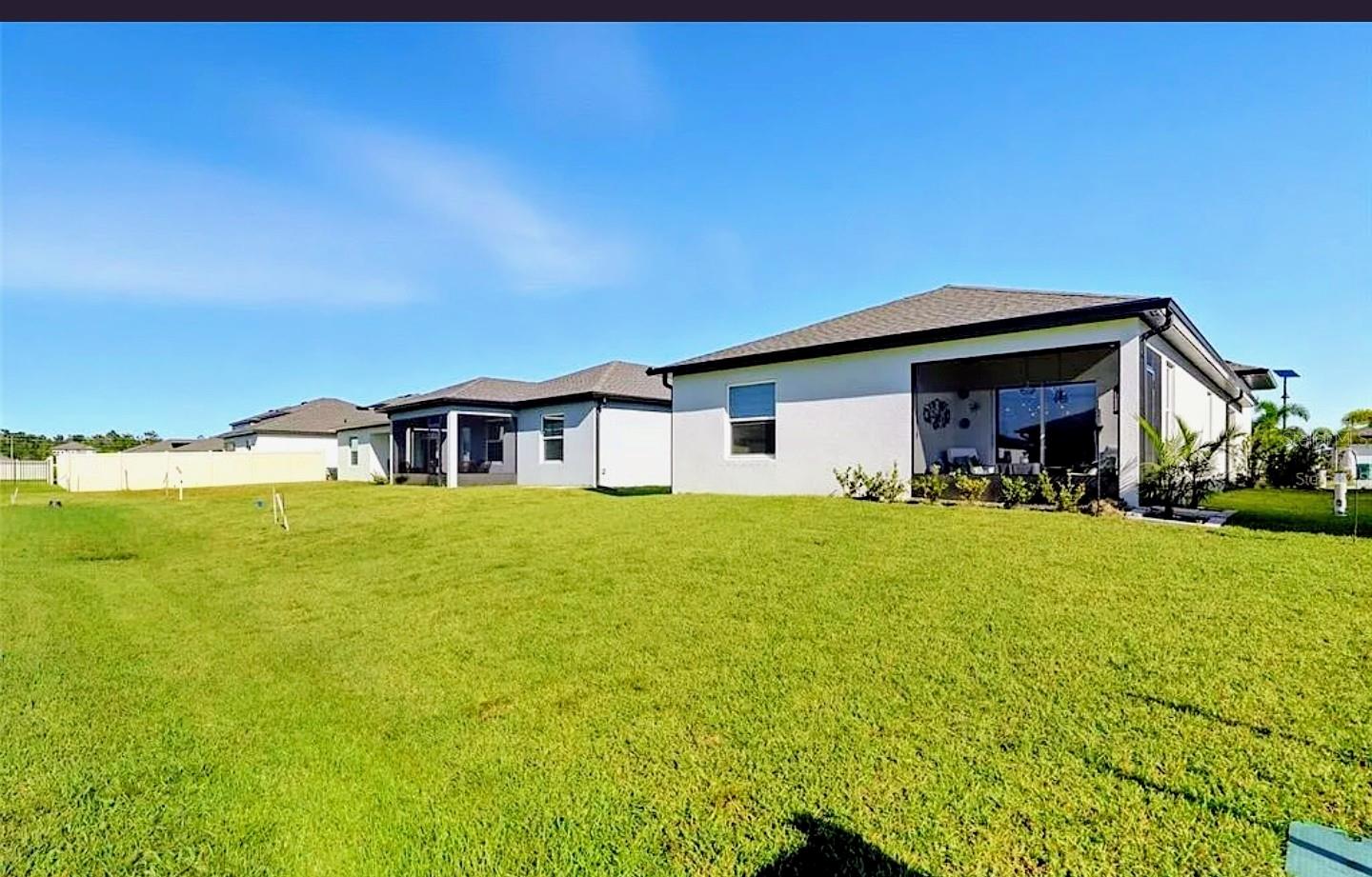 HAMMOCKS AT WEST PORT - Residential