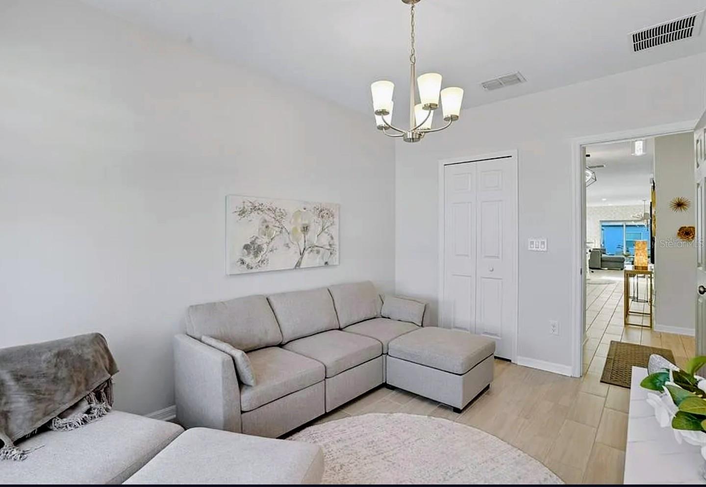 HAMMOCKS AT WEST PORT - Residential