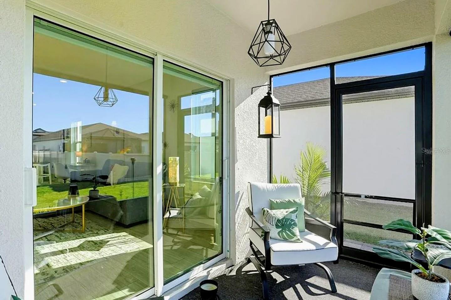 HAMMOCKS AT WEST PORT - Residential