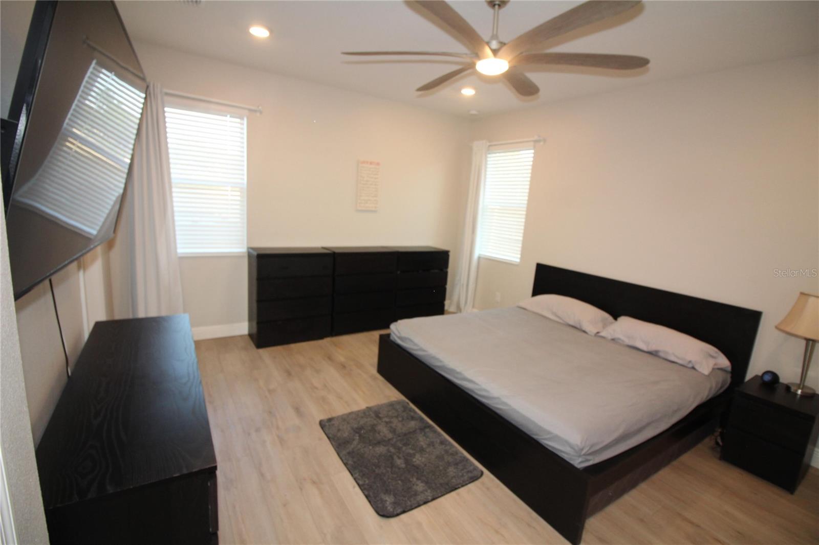 WILLIAMS POINTE - Residential