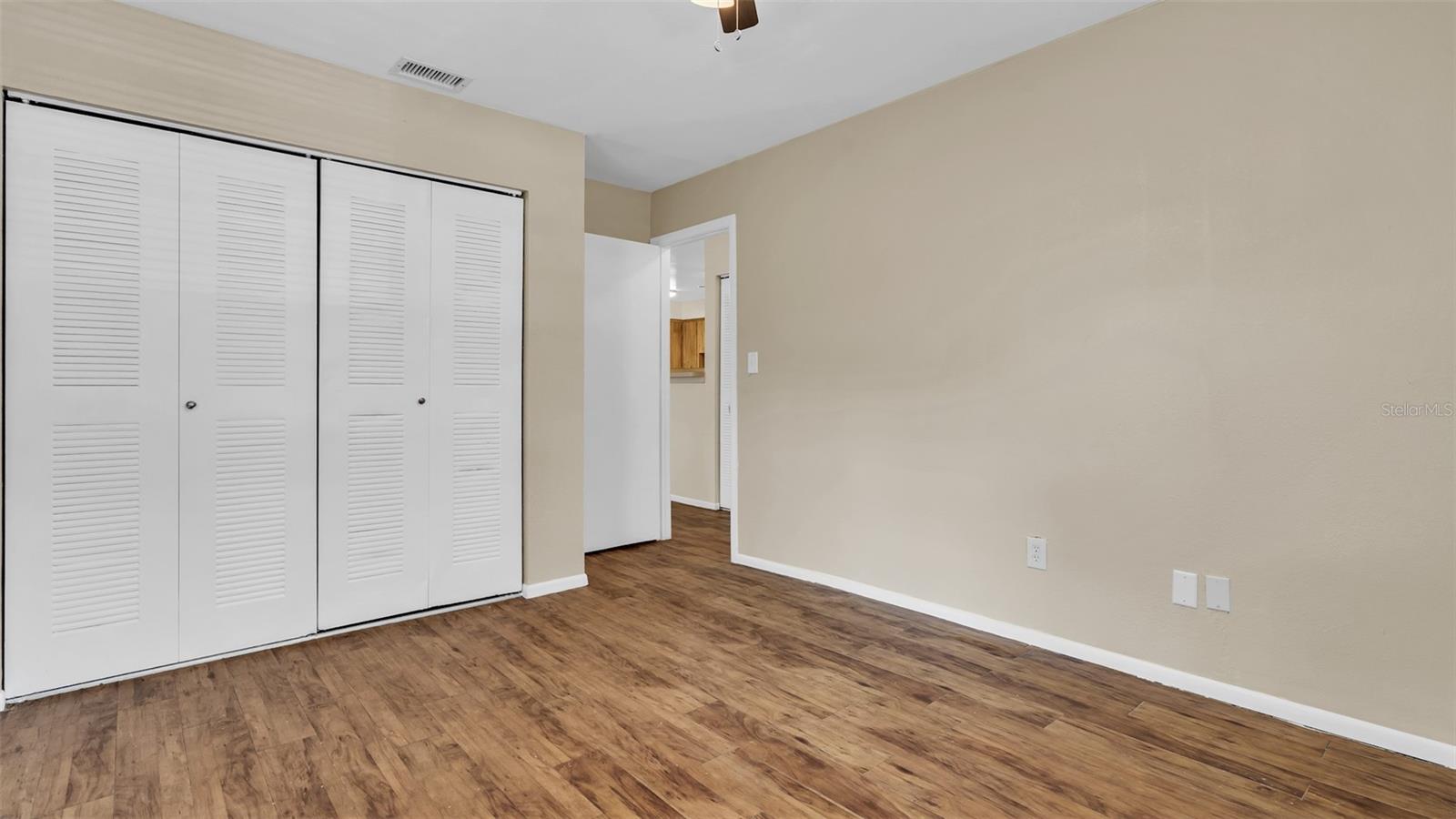 ROOSEVELT GROVES - Residential Lease