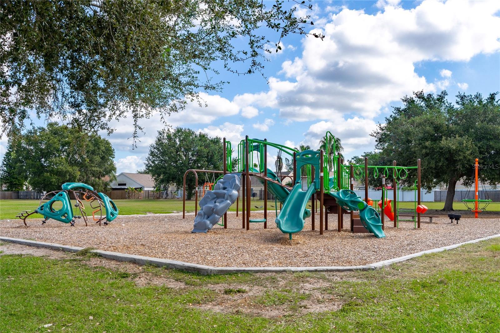 SOUTH POINTE PH 7 - Residential