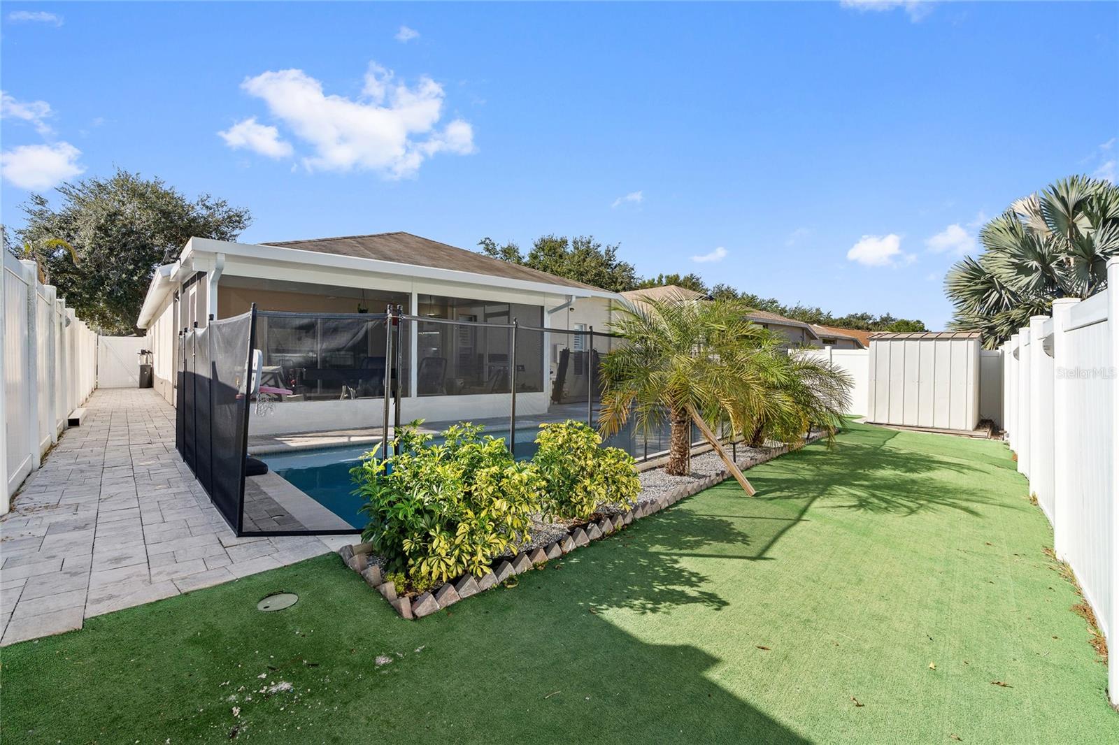 SOUTH POINTE PH 7 - Residential