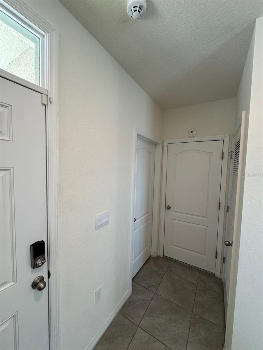 EAGLE HAMMOCK - Residential Lease