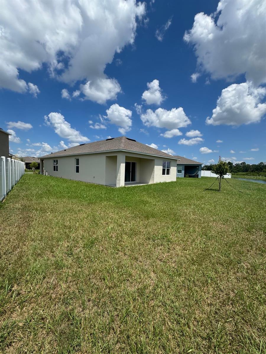 EAGLE HAMMOCK - Residential Lease
