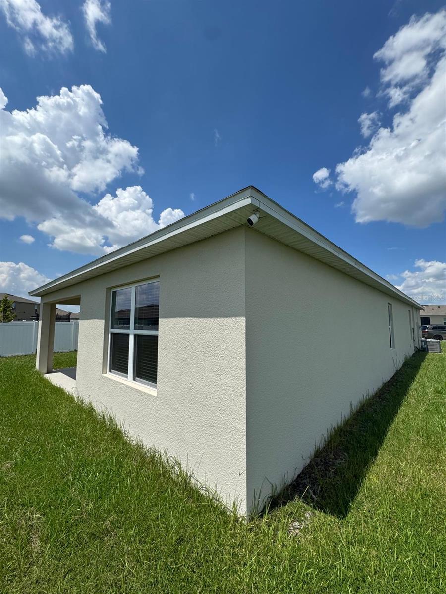 EAGLE HAMMOCK - Residential Lease