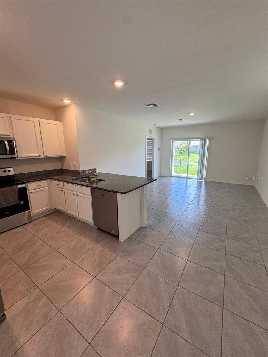 EAGLE HAMMOCK - Residential Lease