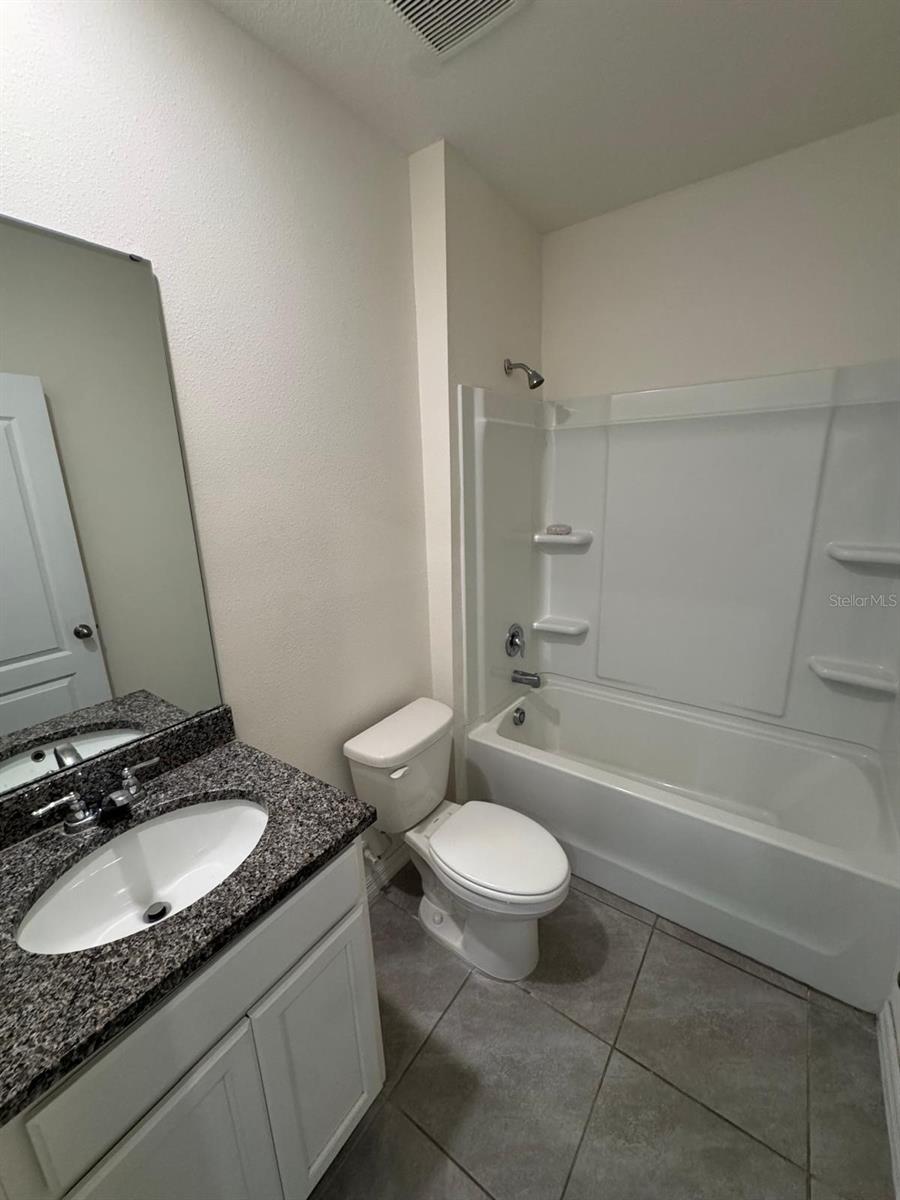EAGLE HAMMOCK - Residential Lease