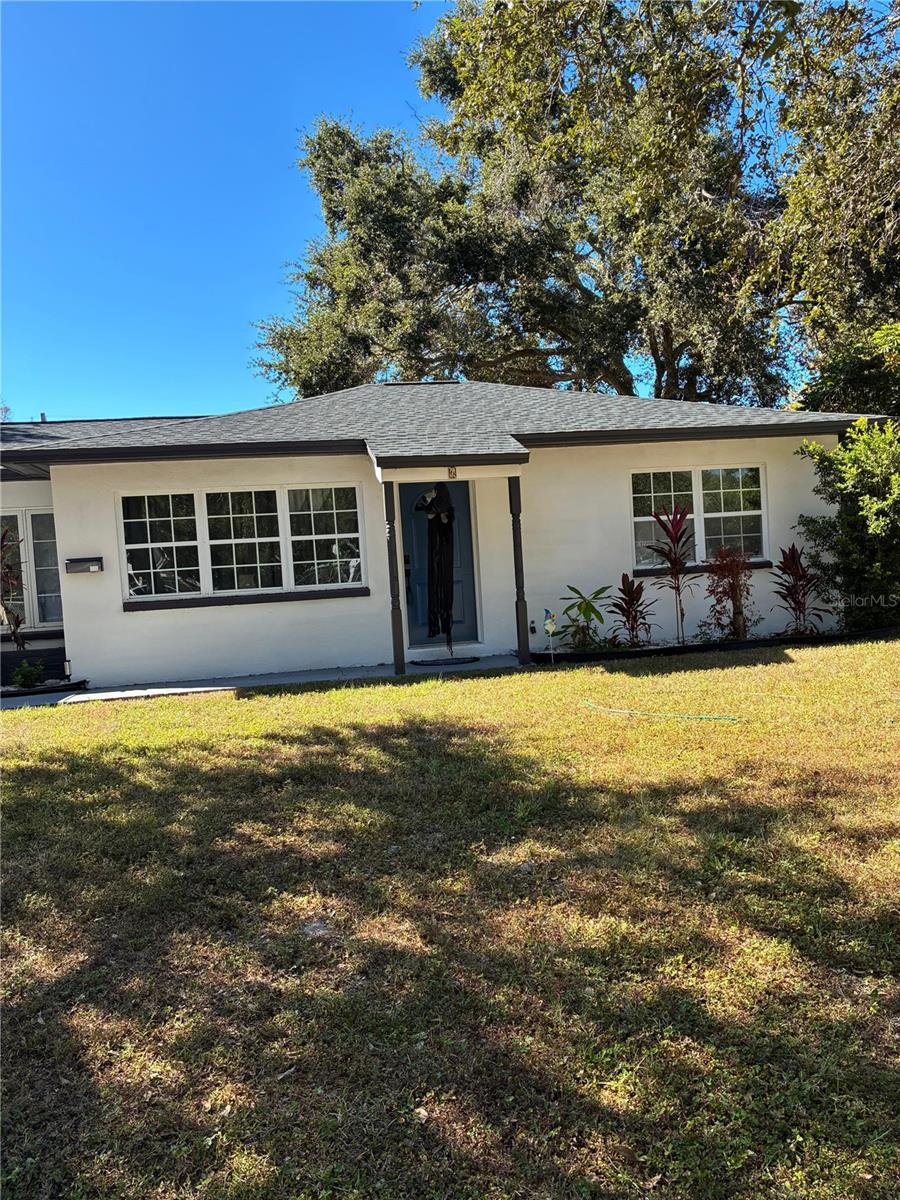 SKY CREST UNIT 5 - Residential Lease