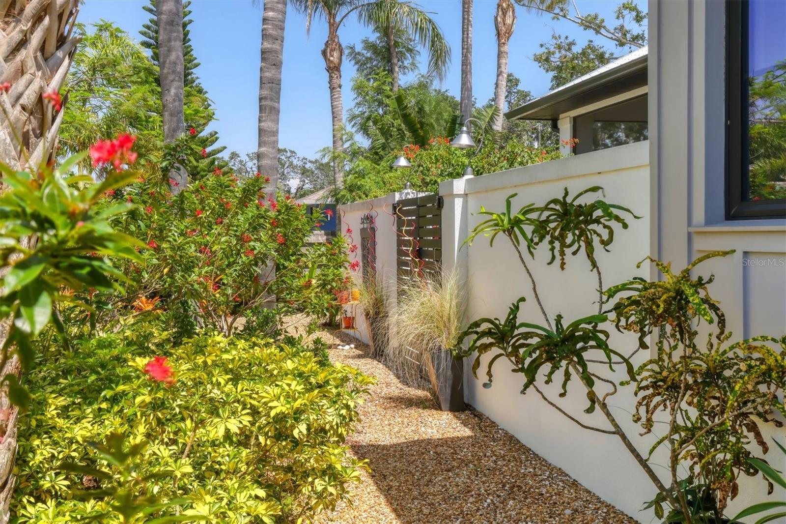 SARASOTA-VENICE CO RIVER SUB - Residential Lease