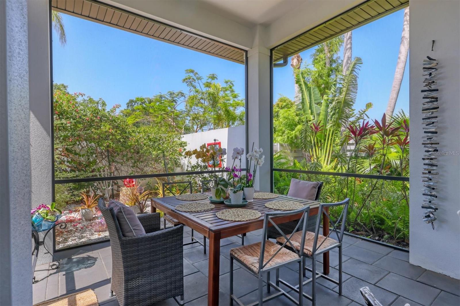SARASOTA-VENICE CO RIVER SUB - Residential Lease