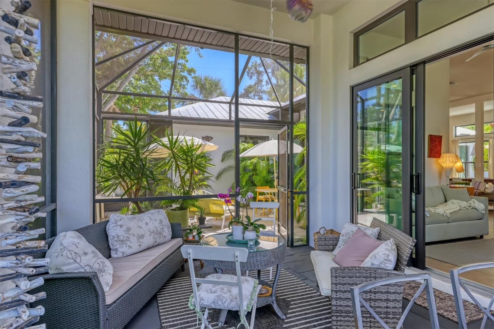 SARASOTA-VENICE CO RIVER SUB - Residential Lease