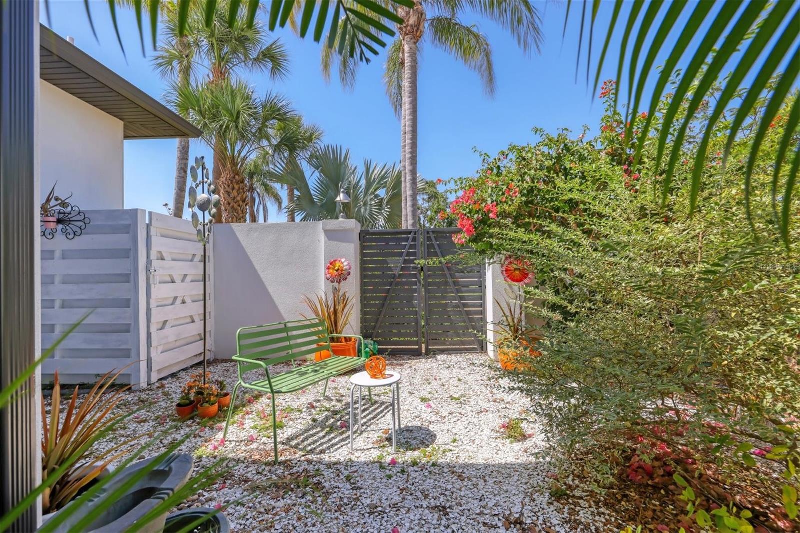 SARASOTA-VENICE CO RIVER SUB - Residential Lease