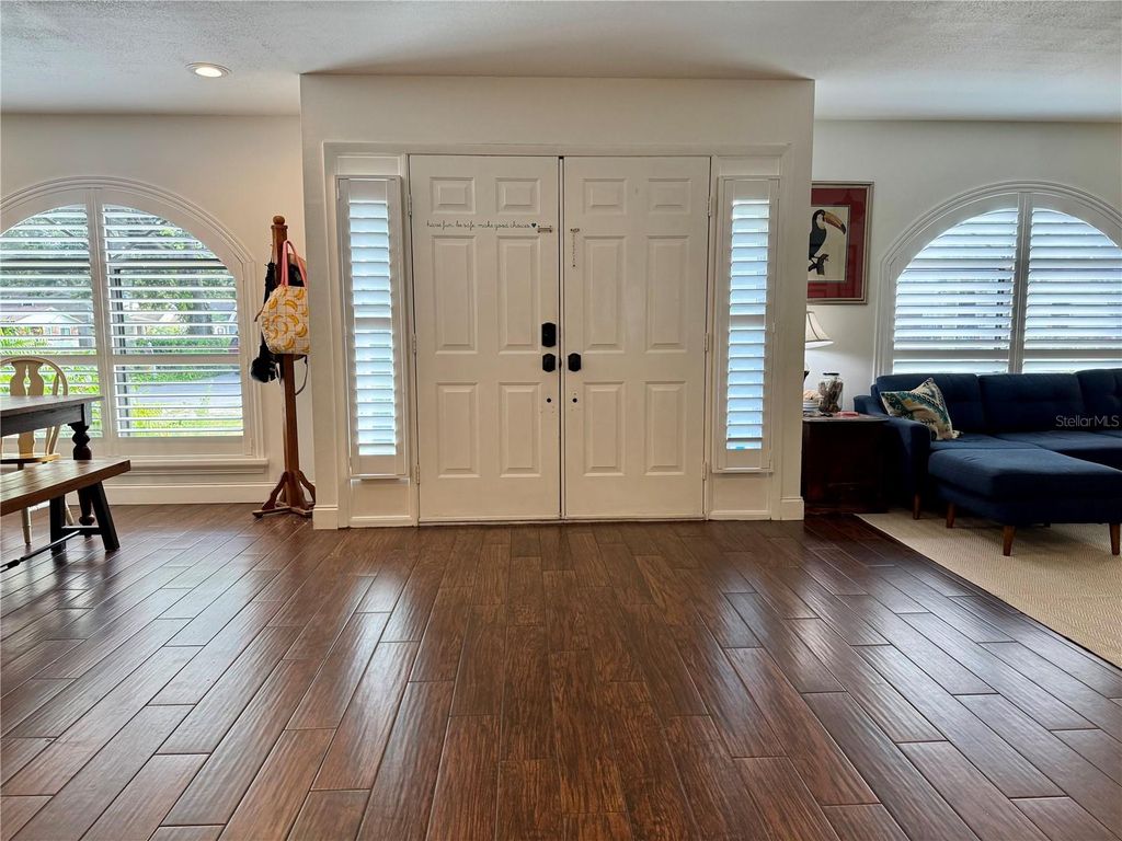 Photo of 3301 W Alline Avenue, Tampa, FL 33611 (MLS # TB8432747)