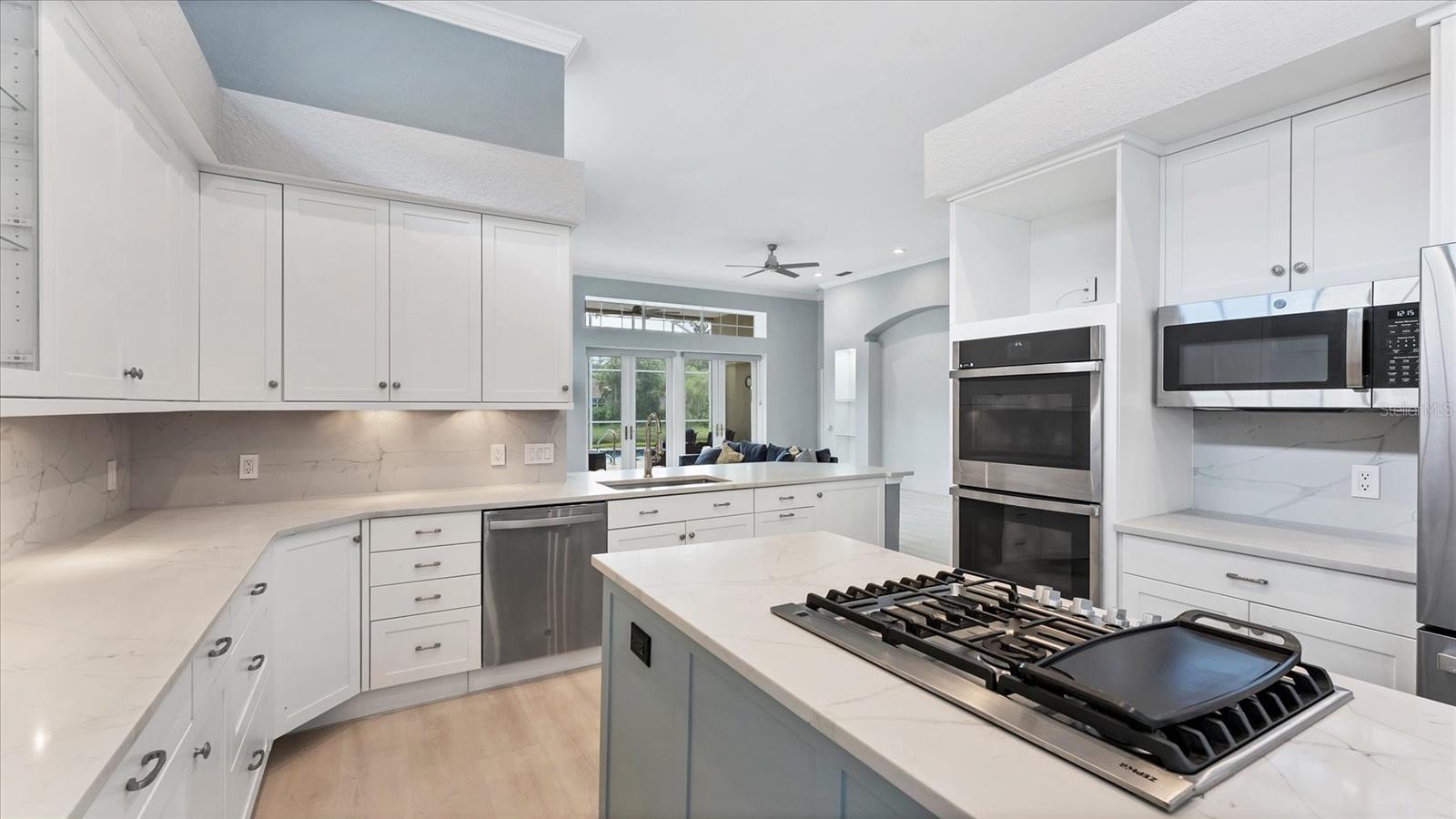 UNIVERSITY PARK COUNTRY CLUB - Residential