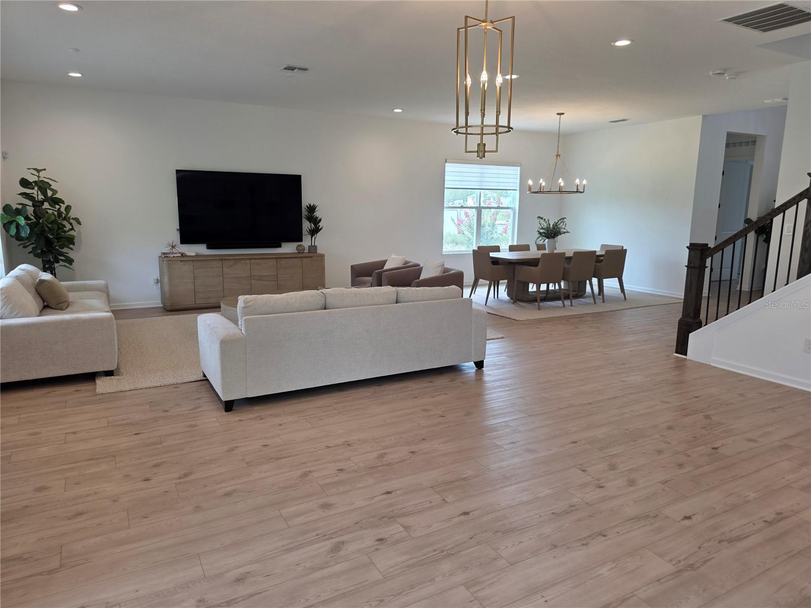 14102 LOCHEND WAY