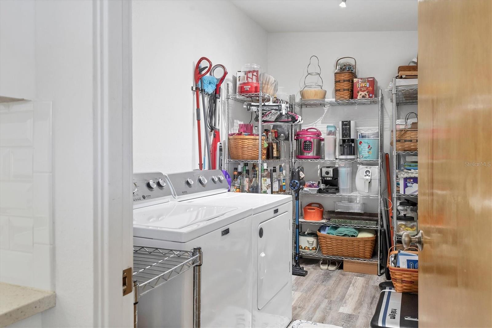 VENICE GARDENS - Residential