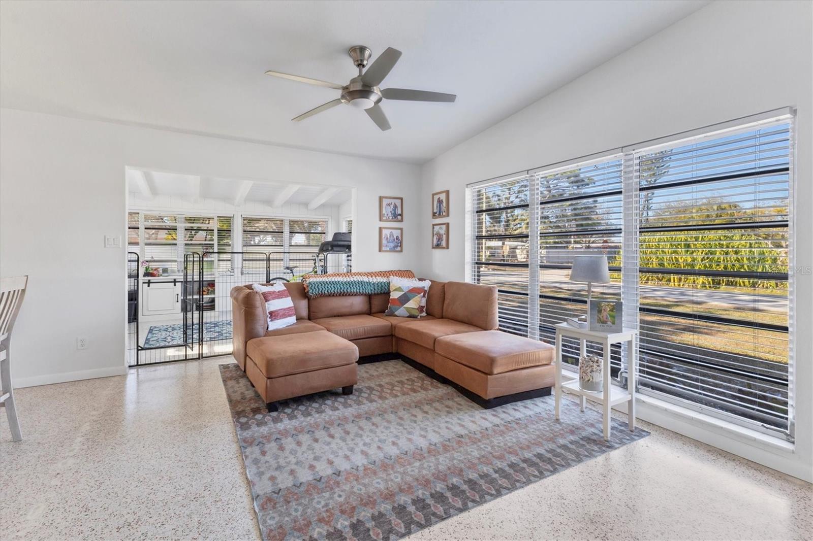 VENICE GARDENS - Residential