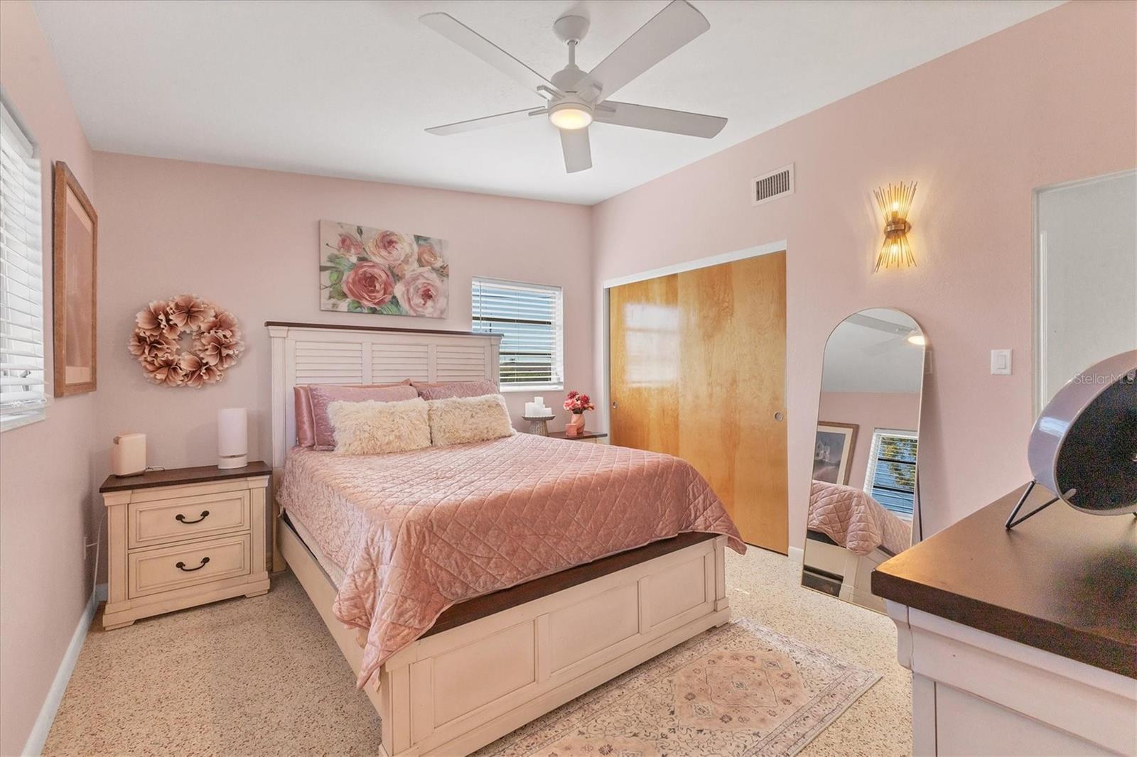 VENICE GARDENS - Residential